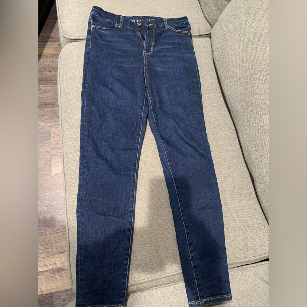 Womens American Eagle jeans